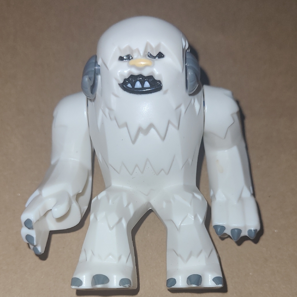 Wampa LEGO Star Wars Minifigure from Hoth Wampa Cave